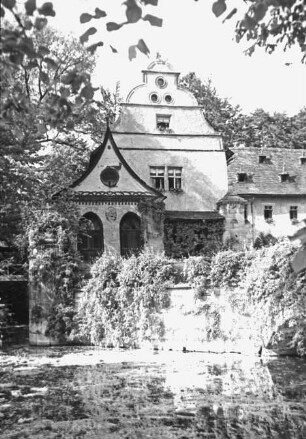 Großkochberg, Schloss, Laube und Westflügel