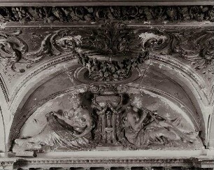 Aus einer Dokumentation zur Installation des Spiegelsaals aus dem ehemaligen Palais Budge im MKG