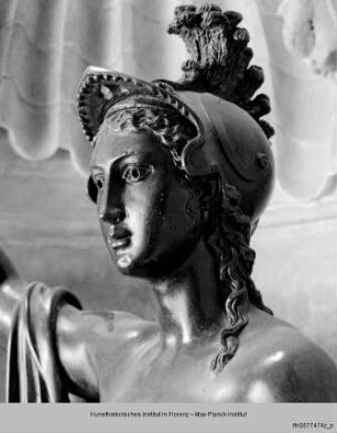 Minerva - Perseus, Det. d. Sockels: Minerva