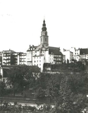 Bystrzyca Klodzka (Habelschwerdt/Polen). Stadtteilansicht mit Pfarrkirche