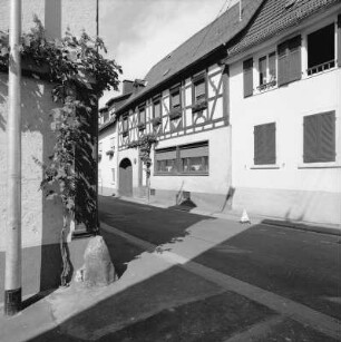 Oestrich-Winkel, Hauptstraße 22