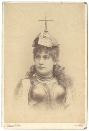 Portrait der Schauspielerin Martha Baumgart