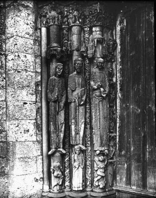 Chartres, Kathedrale Notre-Dame, Westfassade, l. Portal, l. Gewände