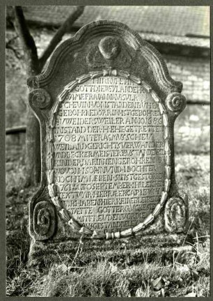 alter Friedhof. Grabstein der Frau Anna Ursula Scheu, geb, Dörr, 1761