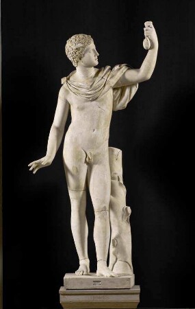 Statue eines Jünglings (als Hermes ergänzt)