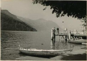 Eine Bootsanlegestelle am Vierwaldstättersee