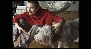 Elfriede Jelinek – Die Sprache von der Leine lassen