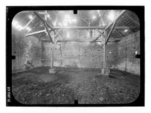 Plattenburg. Burganlage (Erwähnung 1319). Wirtschaftsgebäude. Innenansicht