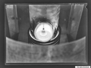 Diodenherstellung - Ziehen des Germanium Einkristall, Foto 1959