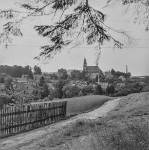 Schirgiswalde : Schirgiswalde. Stadtansicht mit Pfarrkirche St. Mariä Himmelfahrt