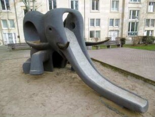 Rutschelefant, Dresden