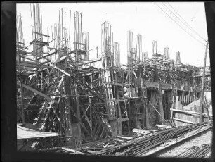 Brückenbaustelle