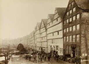 "Kehrwieder" aus der Mappe "Hamburg 1883. Aufnahmen der niederzulegenden Stadttheile“