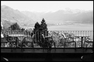 Orselina: Ausblick Panorama vom Hotel auf See Richtung Bellinzona