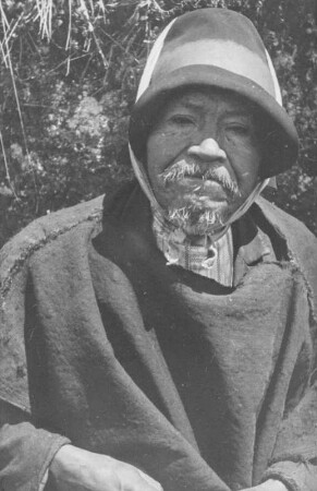 Männerportrait (Lateinamerika-Aufenthalte 1928/1942 – Album Das Vulkanland im Süden Kolumbiens. I. Teil, 1940)