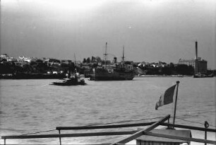 Bukarest-Braila: Pressefahrt ins Donaudelta, Hafen und Fabrik vom Schiff aus