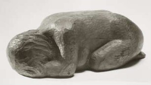 Kauernde : Kauernde. Holz, geschnitzt; 16 x 46 cm (1982; W. Landgraf). Dresden: Büro für Bildende Kunst