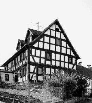 Fachwerkhaus; Herbstein, Südstraße 1