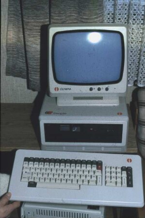 Fotografie: Arbeitsplatzcomputer, Datenerfassung, Datenverarbeitung, Informationstechnik