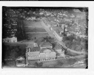 Kassel, Theater u. Friedrichsplatz