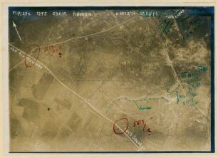 Foto vermuteter feindlicher Batterie-Stellungen bei der Straßenkreuzung Aix-Noulette - Souchez - Angres (Luftbild)