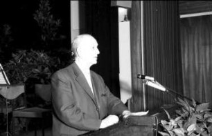 Freiburg: Collegium Sapientiae; Ansprache: Prof. Dr. W. Giese, Hamburg