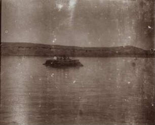 Floß auf dem Tigris. : Beladenes Floß auf dem Tigris.