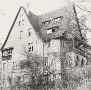 Anstaltsgebäude