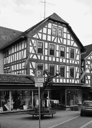 Fachwerkhaus; Schotten, Marktstraße 13