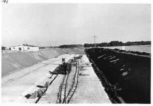 Erdbau mit Gleisbetrieb Planum