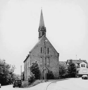 Alte katholische Kirche; Niedernhausen, Wiesbadener Straße 15