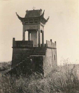 China. Pavillon des Tempels Ko ling (320 vor Christi) auf einer Insel im Westsee bei Hang-Tschou (Hangzhou)