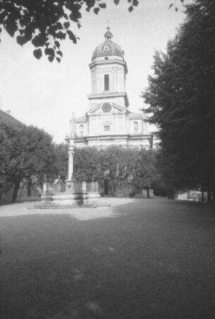 Neuburg: Kirche [Hofkirche]