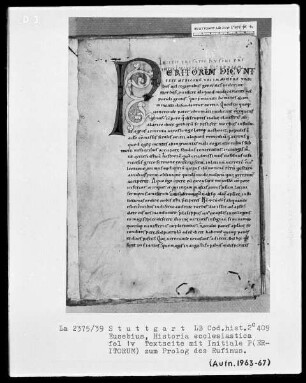 Eusebius, Historia ecclesiastica — Initiale P(ERITORUM), Folio 1verso