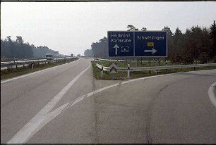 Einfahrt in Kreisel Süd (Mannheim Richtung Schwetzingen) von Nebenfahrbahn West (Mannheim Richtung Heilbronn)