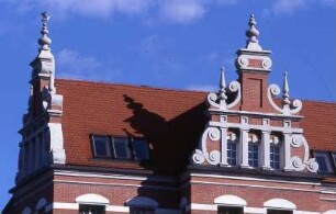 Gdansk (Danzig) - Dachgiebel am Hafen : Historische Dachgiebel am Hafen. Aufgenommen in der Altstadt von Danzig (Gdansk), ca. 2001