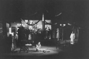 Szenenbilder aus "Die Heilige der Bleecker Street". Oper von G. C. Menotti, Städtische Oper Berlin, Deutsche Erstaufführung, 30.10.1955 : Mit E. Trötschel, A. Herwig u.a.