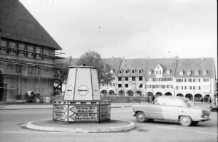 Freudenstadt: [Verkehrsrondell am Marktplatz]