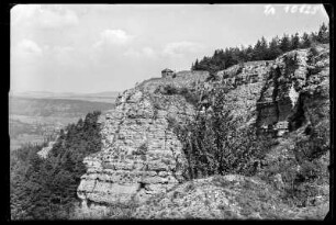 Kalkfelsen bei Plaue in Thüringen