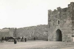 Jerusalem. Stadtmauer mit Herodestor