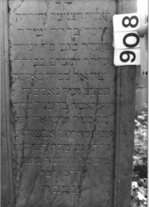 Grabstein 908 (Detailaufnahme 2)