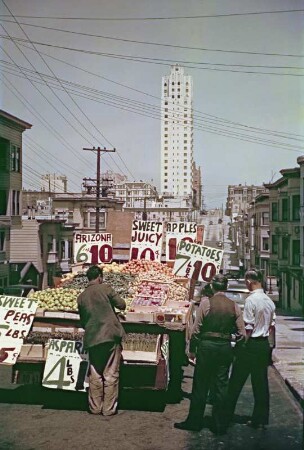 Straßenverkauf von Obst und Gemüse in San Francisco : Reisefotos USA. San Francisco. Straßenverkauf von Obst und Gemüse
