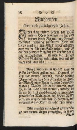 Nachdenken über viele zurückgelegte Jahre.