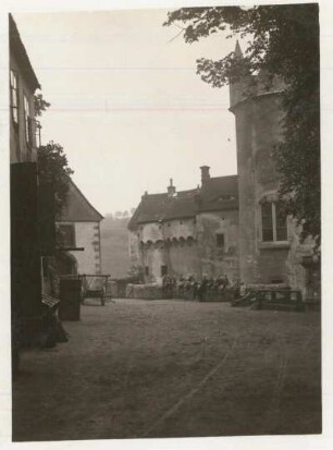 Liebstadt, Schloss Kuckuckstein, Wirtschaftshof von Norden