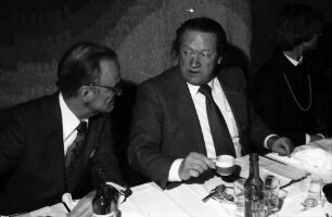 Basel: Hotel International; Gruppen mit DB Präsident Dipl.-Ing. Heinz Bubel