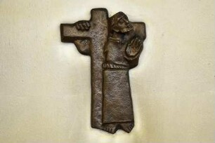 Kreuzweg mit fünfzehn Stationen — Christus nimmt das Kreuz auf seine Schultern