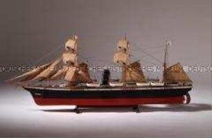Modell des Dampf-Segelschiffs "Bremen"