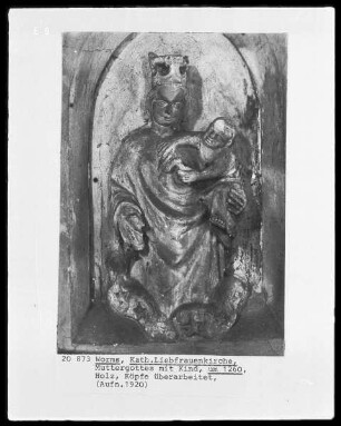 Thronende Muttergottes