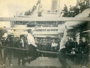 Bordspiele an Deck des Passagierdampfers Cleveland