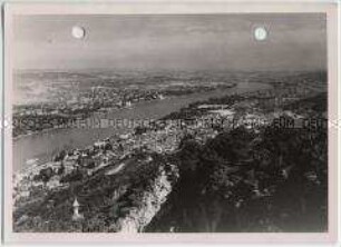 Bad Godesberg und Königswinter vom Drachenfels aus gesehen